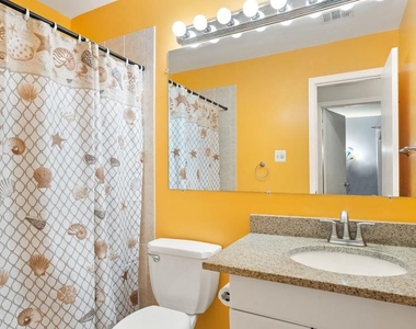 4453 Holly Avenue - Photo Thumbnail 32
