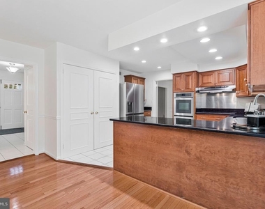 1171 Foxhound Court - Photo Thumbnail 13