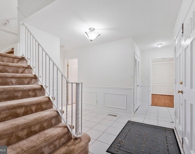 1171 Foxhound Court - Photo Thumbnail 8