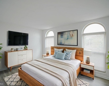6 Canterbury Square - Photo Thumbnail 3
