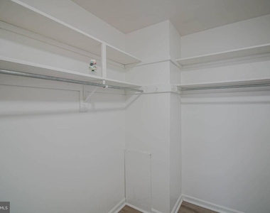 6 Canterbury Square - Photo Thumbnail 15
