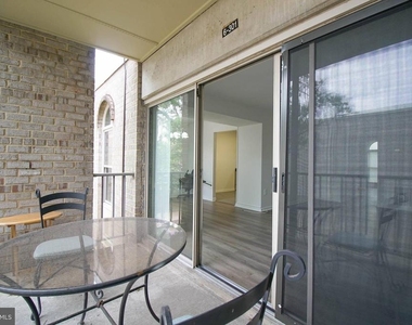 6 Canterbury Square - Photo Thumbnail 23