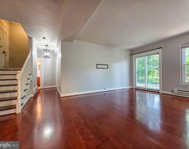 3710 Gunston Road - Photo Thumbnail 3