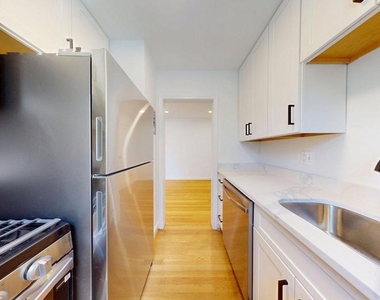 1210 N Kenilworth Street - Photo Thumbnail 7