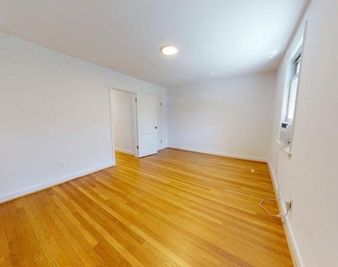 1210 N Kenilworth Street - Photo Thumbnail 9