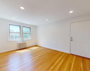 1210 N Kenilworth Street - Photo Thumbnail 3