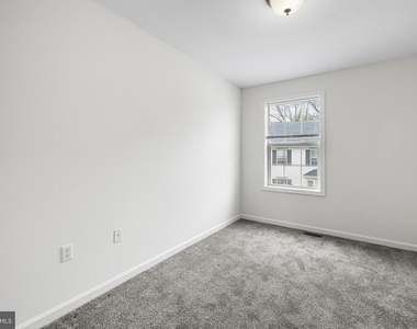 24 Shady Tree Court - Photo Thumbnail 19