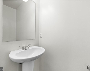 24 Shady Tree Court - Photo Thumbnail 13