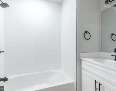 2121 Bellmore Street - Photo Thumbnail 12