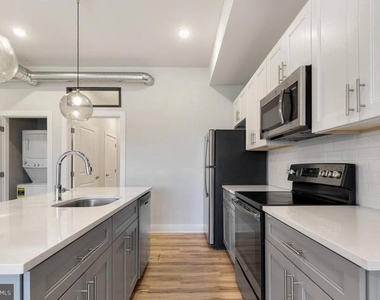 2440 Kensington Avenue - Photo Thumbnail 2