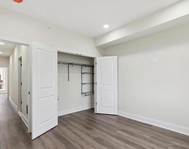 619 Cecil B Moore Avenue - Photo Thumbnail 5