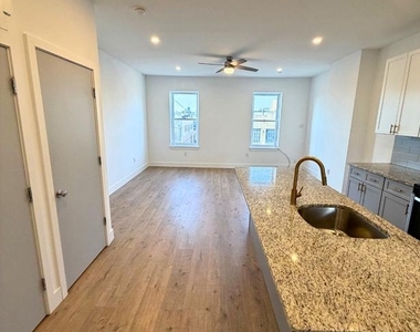 914 Snyder Avenue - Photo Thumbnail 9