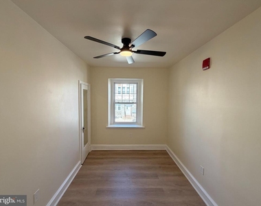 1651 W Grange Avenue - Photo Thumbnail 8