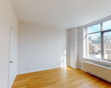 120 W. 21st - Photo Thumbnail 3
