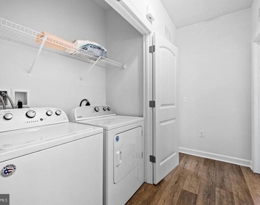 980 Setting Sun Ln - Photo Thumbnail 17