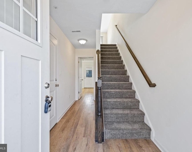 113 Deatrick Drive - Photo Thumbnail 2