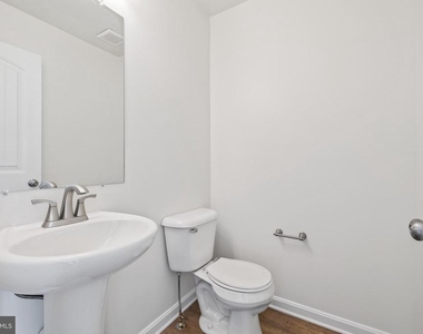 113 Deatrick Drive - Photo Thumbnail 9
