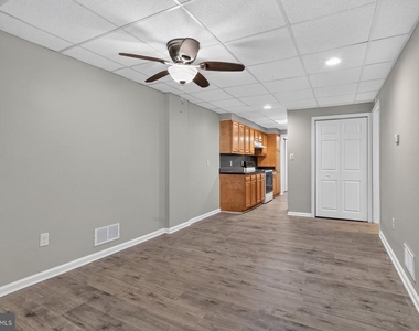256 S Washington Street - Photo Thumbnail 6