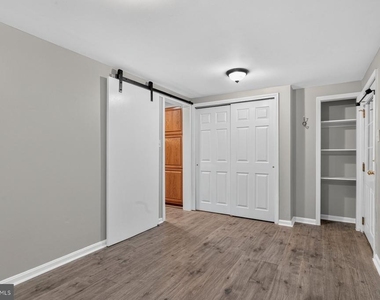 256 S Washington Street - Photo Thumbnail 16
