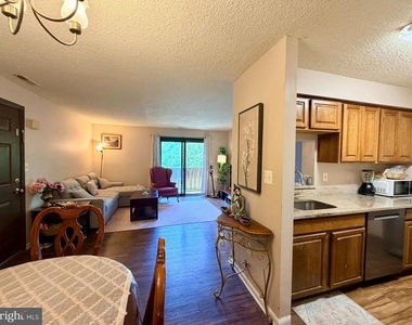 5215 Ravens Crest Drive - Photo Thumbnail 3