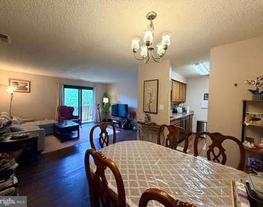 5215 Ravens Crest Drive - Photo Thumbnail 2