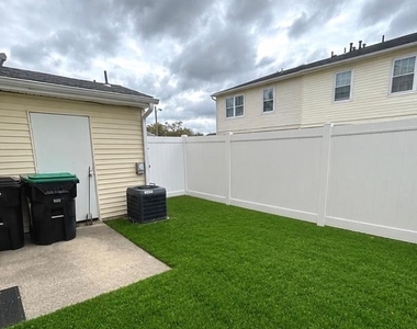19 Lamont Court - Photo Thumbnail 21