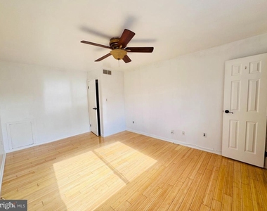 1403 Roberts Way - Photo Thumbnail 14