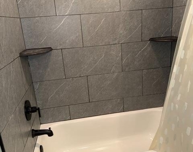 109-b Haines Avenue - Photo Thumbnail 14