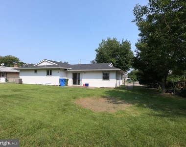 436 S Suffolk Drive - Photo Thumbnail 18