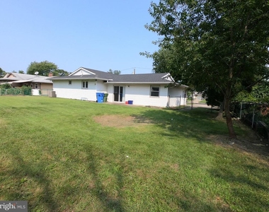 436 S Suffolk Drive - Photo Thumbnail 15