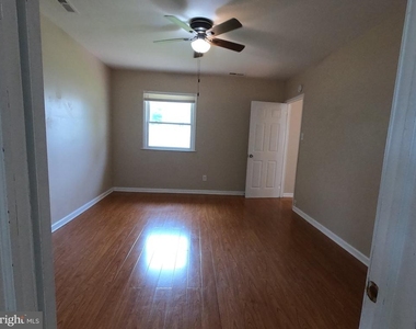 436 S Suffolk Drive - Photo Thumbnail 25