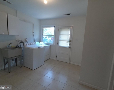 436 S Suffolk Drive - Photo Thumbnail 27