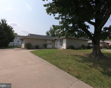436 S Suffolk Drive - Photo Thumbnail 36