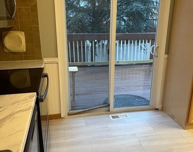 2418 York Road - Photo Thumbnail 7