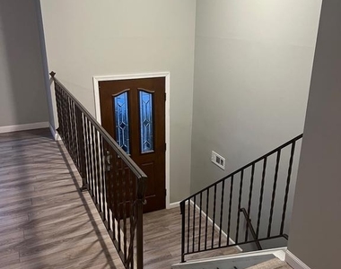 2418 York Road - Photo Thumbnail 20