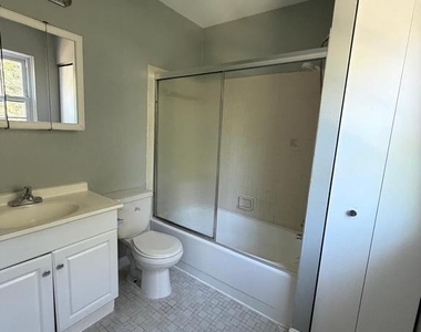 8108 Sandy Spring Road - Photo Thumbnail 11