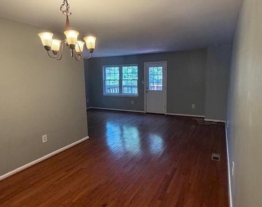 8108 Sandy Spring Road - Photo Thumbnail 4