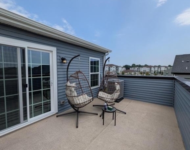 16141 Meadow Glenn Dr - Photo Thumbnail 18