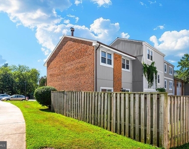 6309 Arwen Court - Photo Thumbnail 34