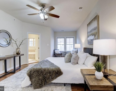 122 Parkview Avenue - Photo Thumbnail 20