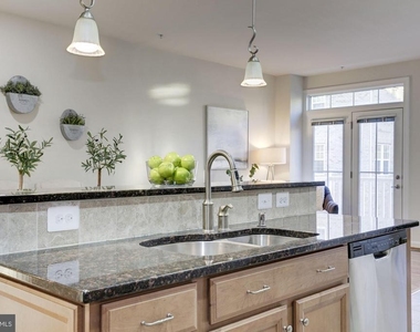 122 Parkview Avenue - Photo Thumbnail 9