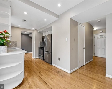 10417 Carlyn Ridge Road - Photo Thumbnail 5
