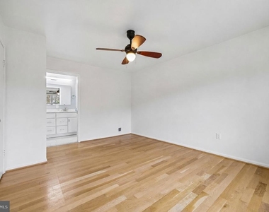 10417 Carlyn Ridge Road - Photo Thumbnail 12