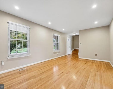10417 Carlyn Ridge Road - Photo Thumbnail 6