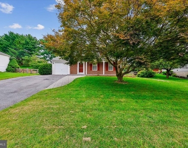 10417 Carlyn Ridge Road - Photo Thumbnail 31