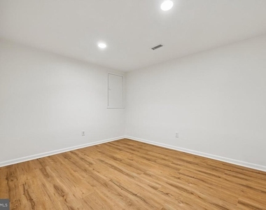 12031 Panthers Ridge Drive - Photo Thumbnail 14