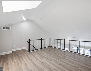 8609 Hawk Run Terrace - Photo Thumbnail 17