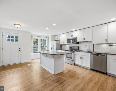 8609 Hawk Run Terrace - Photo Thumbnail 1
