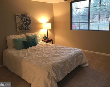 4952 Columbia Road - Photo Thumbnail 6