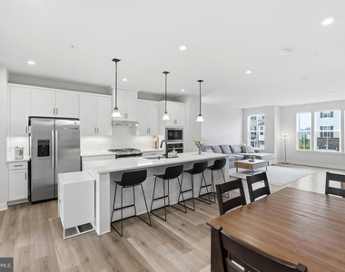 7326 Isabella Road - Photo Thumbnail 3